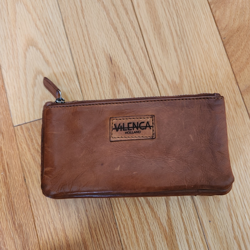 New Without Tags / Never Used VILENCA Holland Leather Basket Weave Bifold